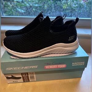 Skechers Air cooled Black Knit Slip-On Shoes 9